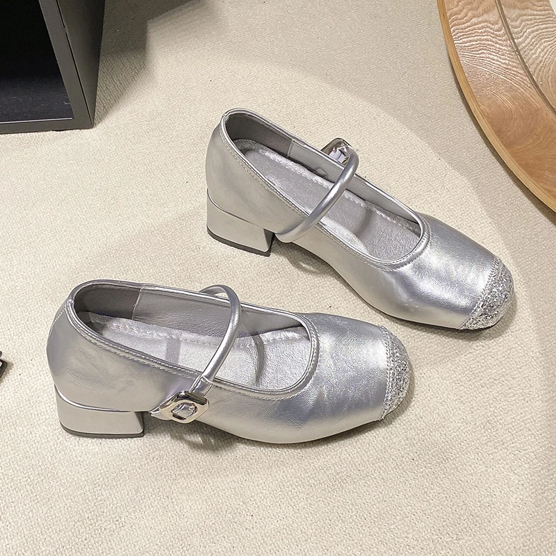 Mary Janes Women's Spring 2025 New Korean Style Slip-On Square Head Thick Heel Medium Heel Buckle Trendy Match Single Shoes
Mary Janes Women's Spring 2025 New Korean Style Slip-On Square Head Thick Heel Medium Heel Buckle Trendy Match Single Shoes