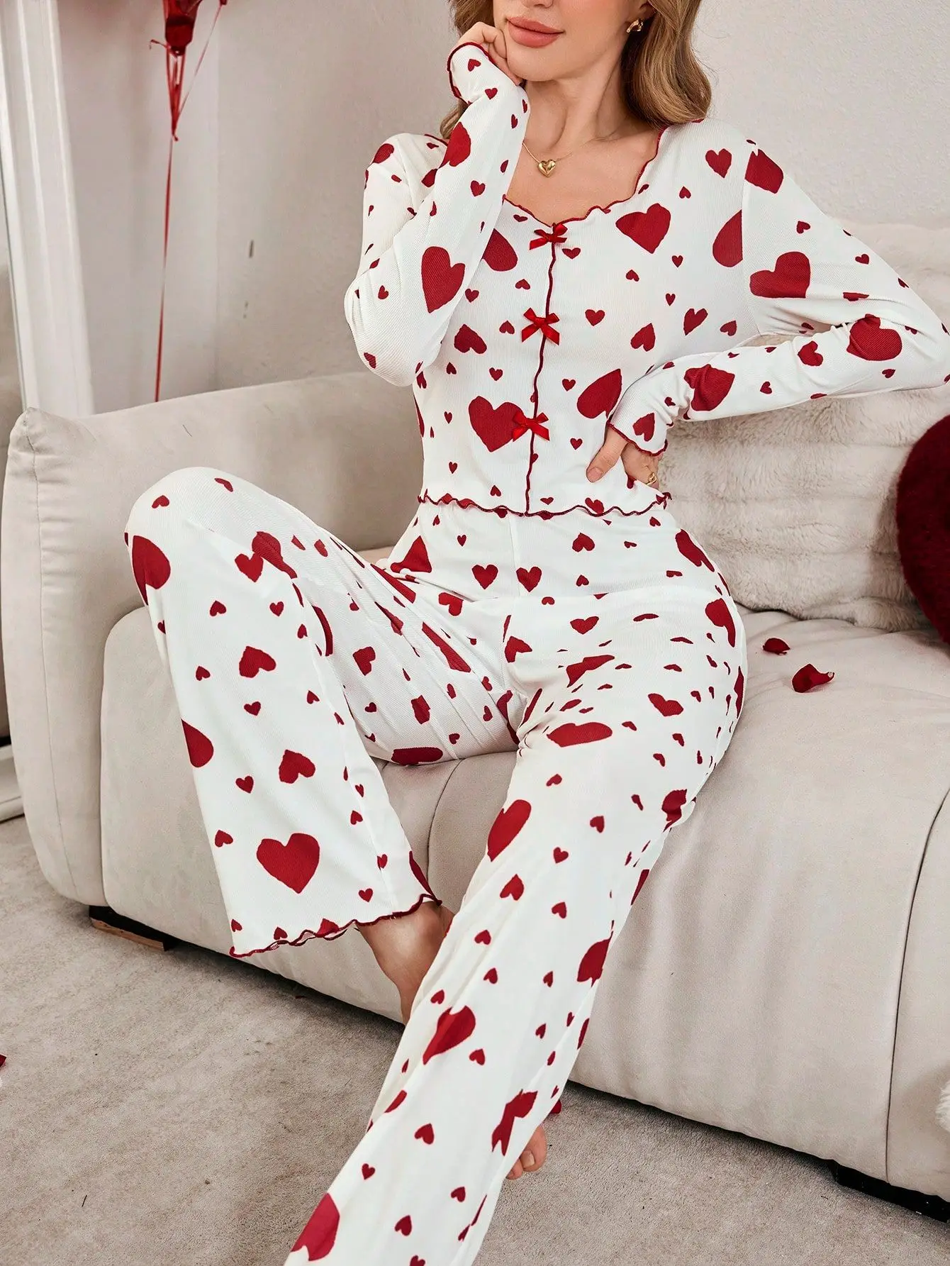Autumn Winter 2 Pieces Pajamas Sets for Women Sleepwear Heart Print Long Sleeve Tops with Long Pants Trouser Set Pyjamas
Autumn Winter 2 Pieces Pajamas Sets for Women Sleepwear Heart Print Long Sleeve Tops with Long Pants Trouser Set Pyjamas