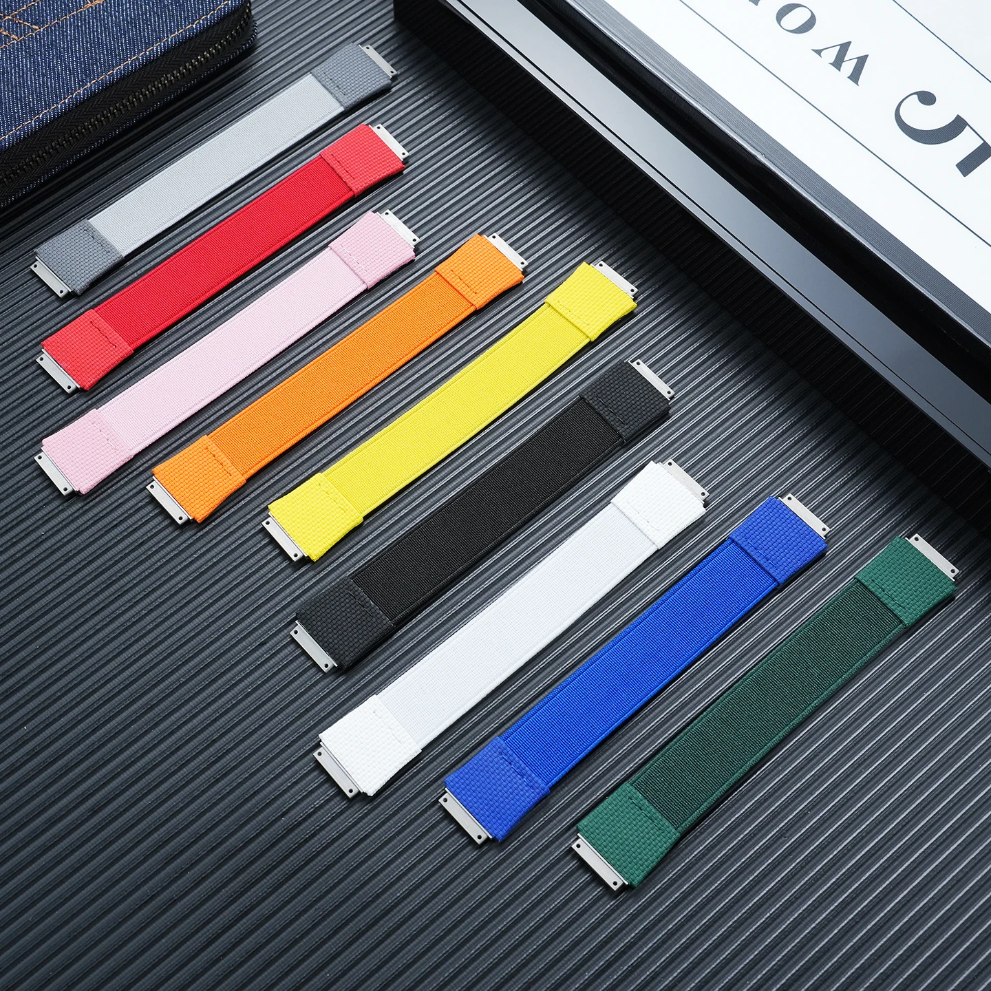 Elastic Nylon Fluororubber strap For Richard Miller RM67 RM67-01/02 RM35-02 RM055 DIY Loop Watchband Screw Down Connection Band
Elastic Nylon Fluororubber strap For Richard Miller RM67 RM67-01/02 RM35-02 RM055 DIY Loop Watchband Screw Down Connection Band
