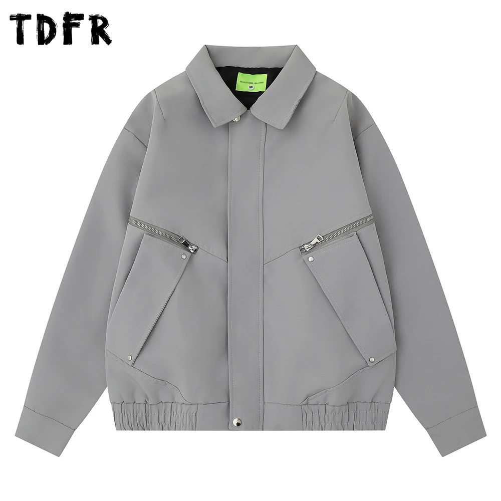 Zipper Decoration Cargo Jacket Mens Pocket Solid Color Retro Safari Style Autumn Loose Lapel Long Sleeve Outerwear Man
Zipper Decoration Cargo Jacket Mens Pocket Solid Color Retro Safari Style Autumn Loose Lapel Long Sleeve Outerwear Man
