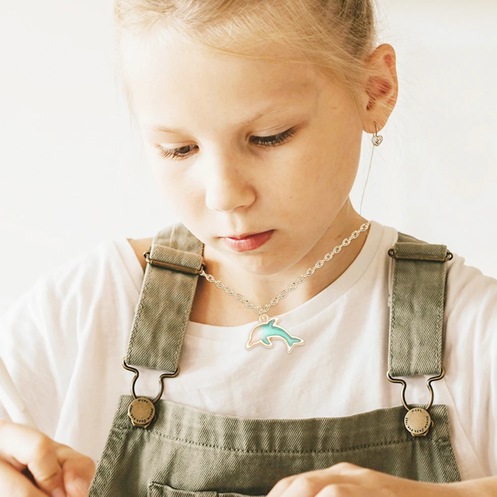 Alloy Necklace for Women Cute Dolphin Necklaces Unique Chain Jewelry Fashionable Pendants Aesthetic Accessories Cartoon Design 
Alloy Necklace for Women Cute Dolphin Necklaces Unique Chain Jewelry Fashionable Pendants Aesthetic Accessories Cartoon Design