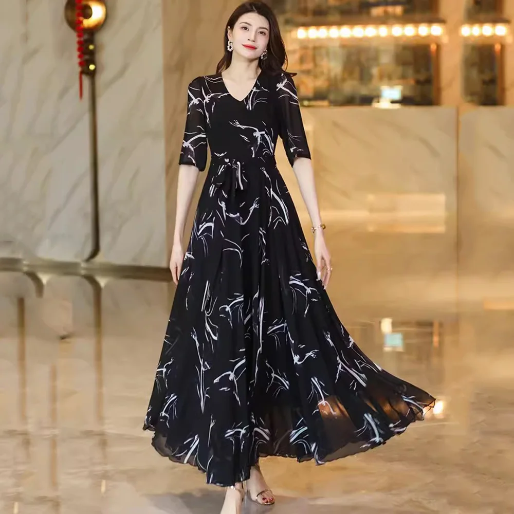 Size S-5XL New Women Spring Summer Chiffon Dress Fashion V-Neck Lace-up Slim Long Dress Casual Flowing Print Holiday Dress
Size S-5XL New Women Spring Summer Chiffon Dress Fashion V-Neck Lace-up Slim Long Dress Casual Flowing Print Holiday Dress