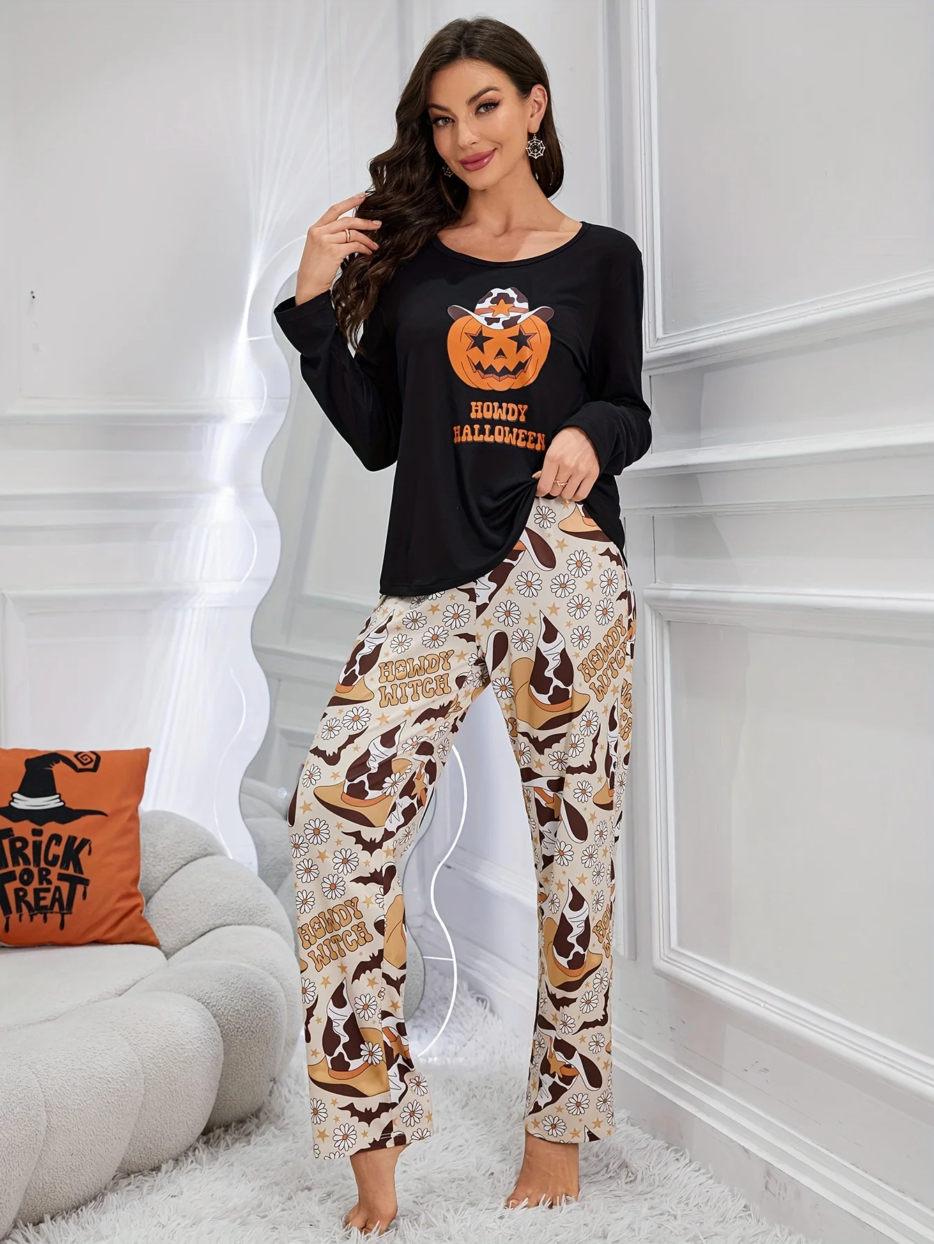 Осенняя пижама из двух предметов на Хэллоуин, повседневный и милый комплект пижамных штанов с длинными рукавами и мультяшным принтом тыквы
Осенняя пижама из двух предметов на Хэллоуин, повседневный и милый комплект пижамных штанов с длинными рукавами и мультяшным принтом тыквы