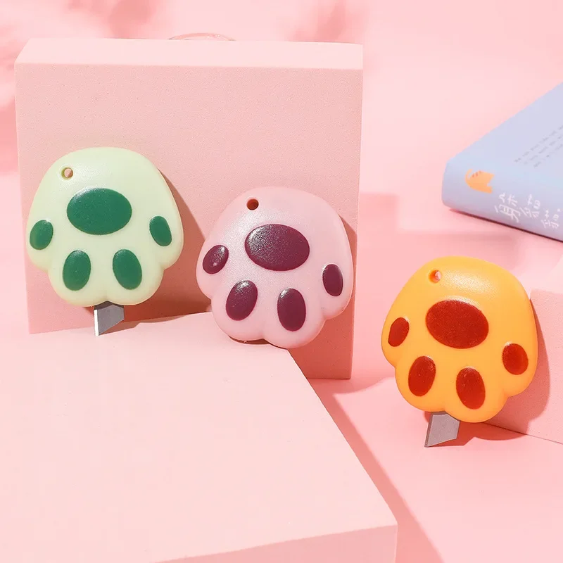 3PC Mini Telescopic Practical Art Knife Creative cartoon utility knife for DIY Manual Letter Opening Small Box Wallpaper Cutting 
3PC Mini Telescopic Practical Art Knife Creative cartoon utility knife for DIY Manual Letter Opening Small Box Wallpaper Cutting