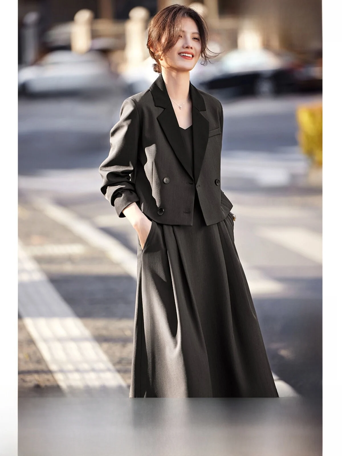 XWI Casual Suit Jacket Set Elegant Commute Style Polyester Long Sleeve Single Button Closure Pure Color for Women 35-39 Years...
XWI Casual Suit Jacket Set Elegant Commute Style Polyester Long Sleeve Single Button Closure Pure Color for Women 35-39 Years...