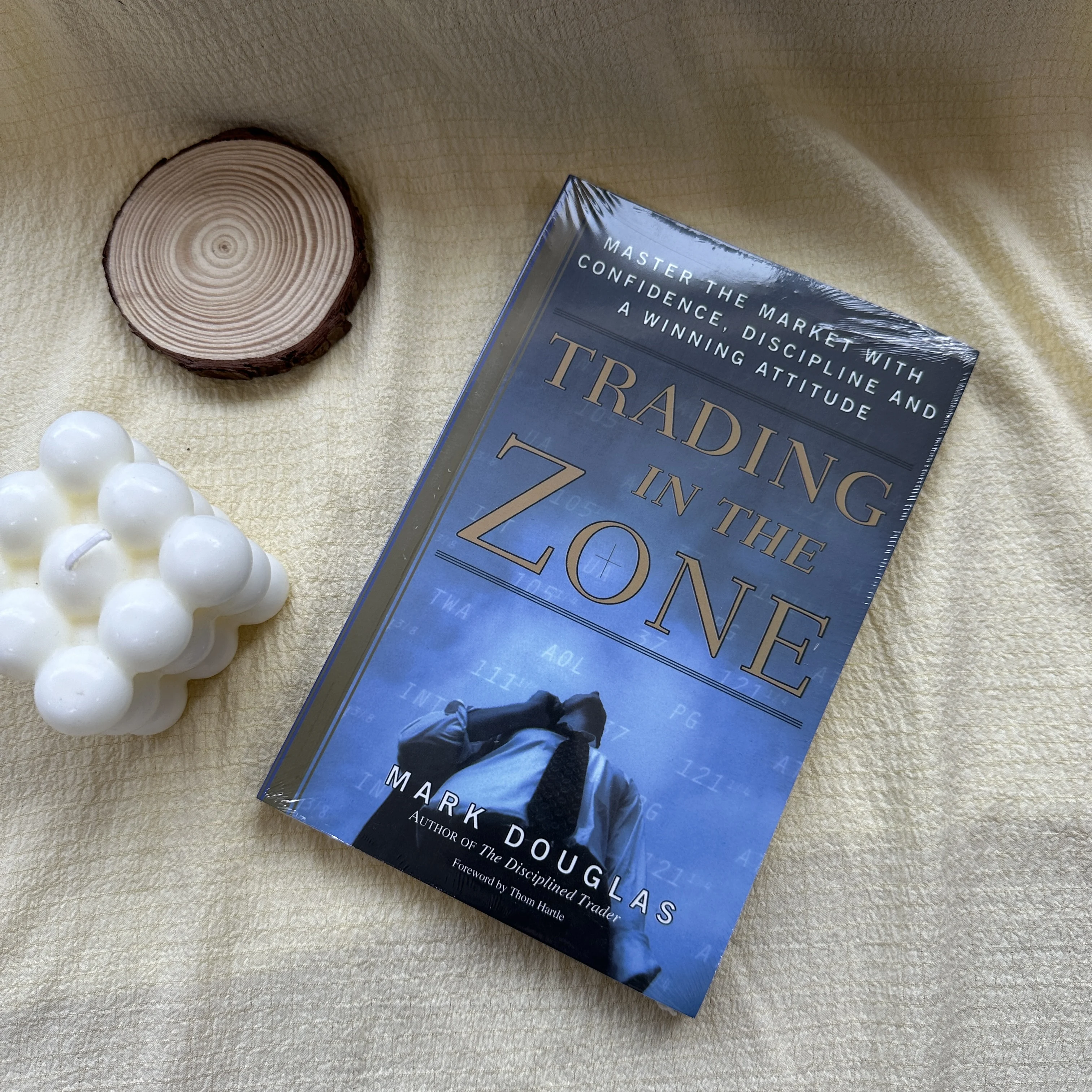 Trading in The Zone By Mark Douglas Master The Market with Confidence, Discipline, and A Winning Attitude Paperback English Book
Trading in The Zone By Mark Douglas Master The Market with Confidence, Discipline, and A Winning Attitude Paperback English Book