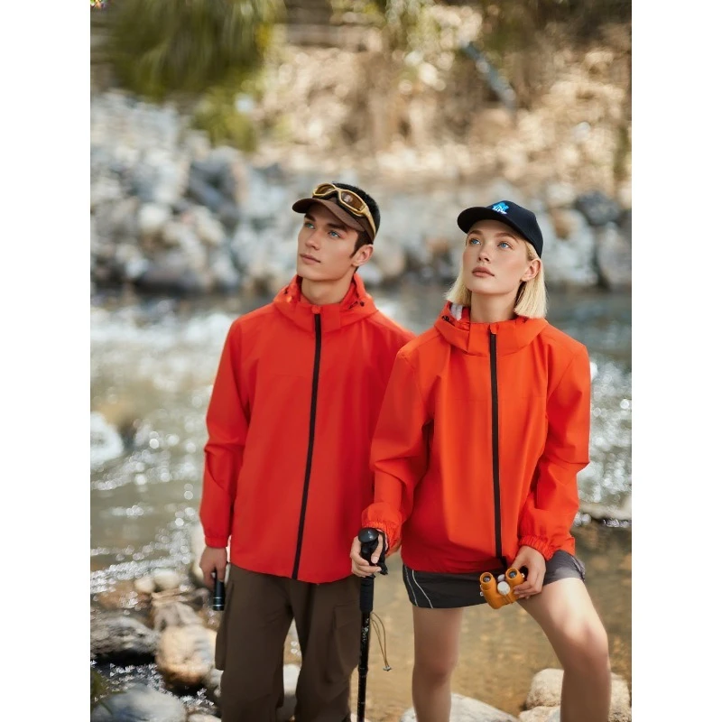 Men's and Women's Breathable Outdoor Jackets Spring and Autumn Casual Hiking Waterproof and Windproof Unisex Hooded Jacket
Men's and Women's Breathable Outdoor Jackets Spring and Autumn Casual Hiking Waterproof and Windproof Unisex Hooded Jacket