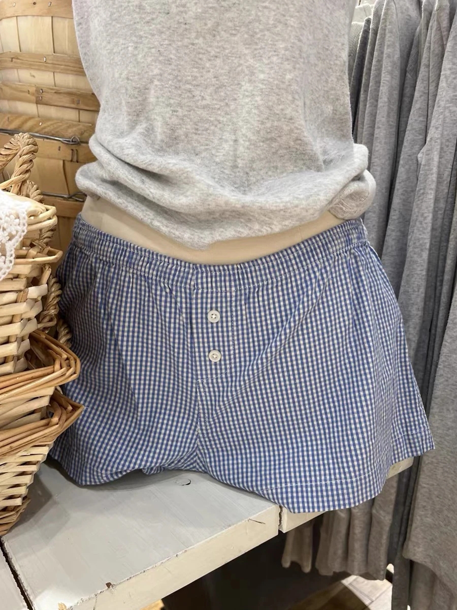 New Blue Plaid Cotton Straight Shorts Women Elastic Waist Buttons Casual Short Pants Vintage Streetwear Summer Home Underwear
New Blue Plaid Cotton Straight Shorts Women Elastic Waist Buttons Casual Short Pants Vintage Streetwear Summer Home Underwear