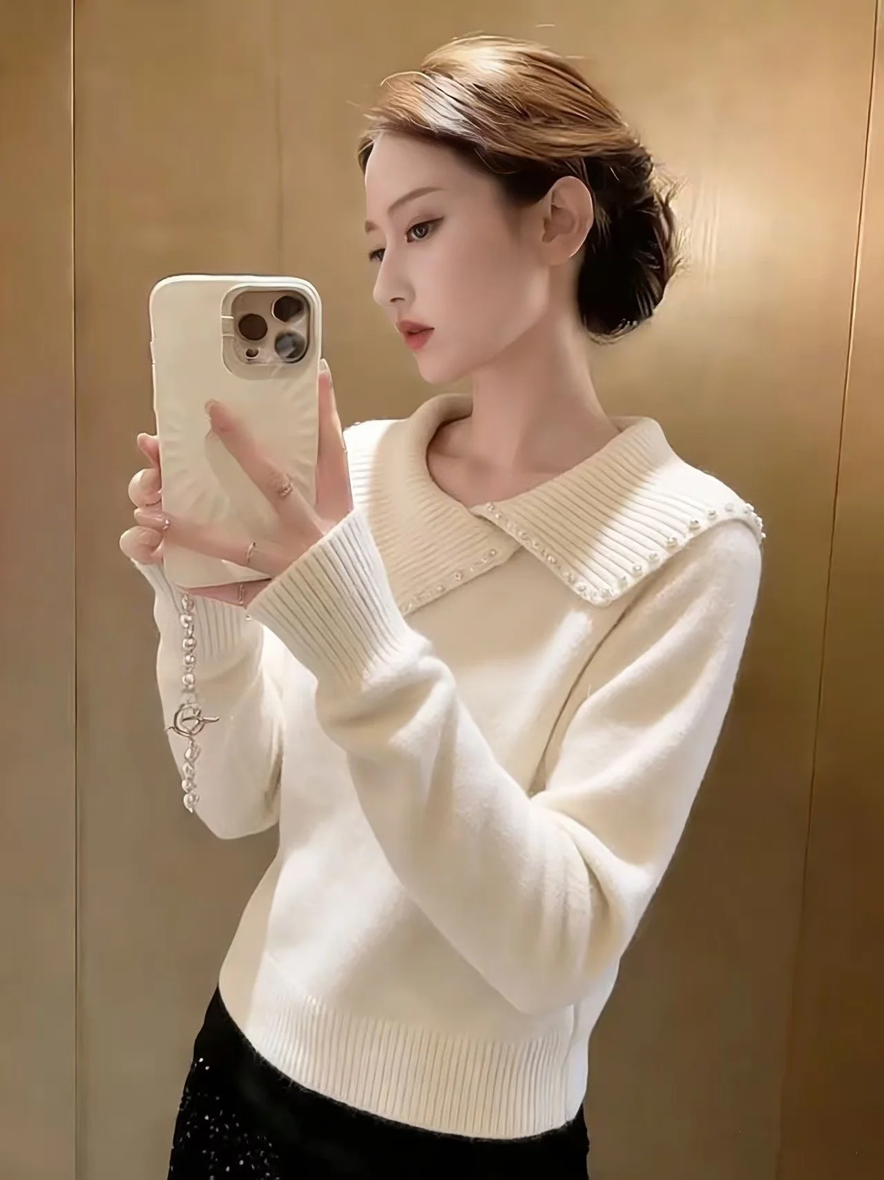 Heavy Embellished Knitted Sweater Women's Loose Comfortable Collared Knitwear Soft Elegant Style New 2026 Spring Fashion
Heavy Embellished Knitted Sweater Women's Loose Comfortable Collared Knitwear Soft Elegant Style New 2026 Spring Fashion