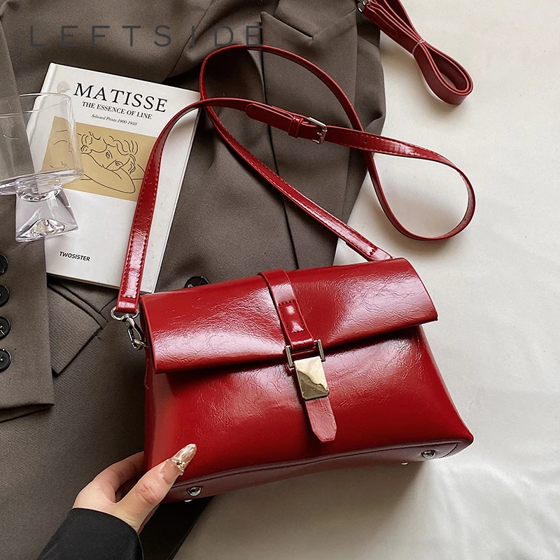 LEFTSIDE Small PU Leather Flap Bags for Women 2025 Spring New Solid Color Crossbody Bag Females Casual Handbags and Purses
LEFTSIDE Small PU Leather Flap Bags for Women 2025 Spring New Solid Color Crossbody Bag Females Casual Handbags and Purses