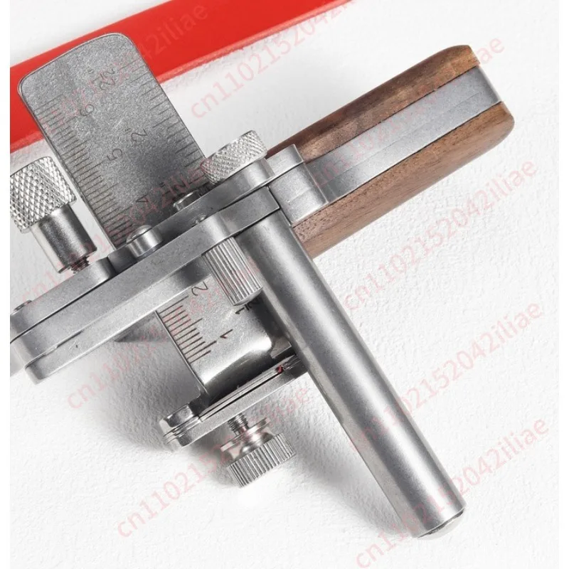 Belt cutter, leather strip cutter, handmade DIY leather strip cutter
Belt cutter, leather strip cutter, handmade DIY leather strip cutter