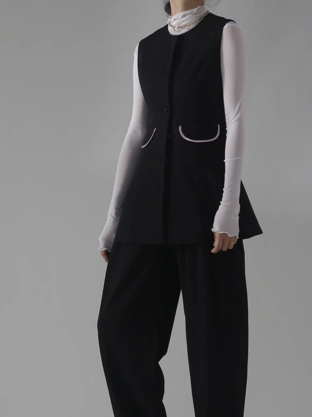 Original WHOOOS Smiling Vest Slim Fit round Ne Svel Outerwear A-Line Hem Cotton Polyester Blend Women's Jaet
Original WHOOOS Smiling Vest Slim Fit round Ne Svel Outerwear A-Line Hem Cotton Polyester Blend Women's Jaet