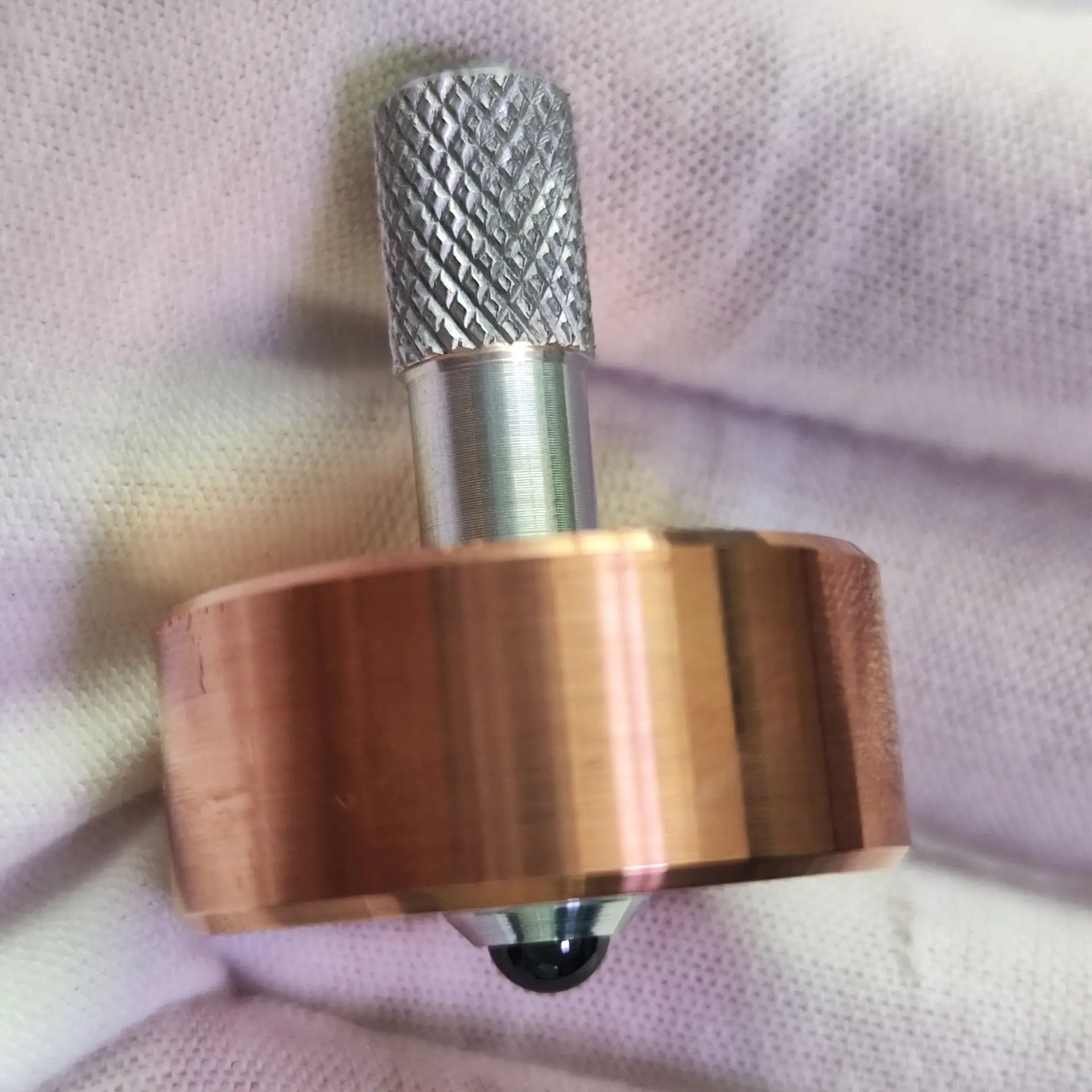 New Copper Hand Twisting Spinning Top Gyro Gyroscope Spinner Toys Gift EDC Decompression Toy
New Copper Hand Twisting Spinning Top Gyro Gyroscope Spinner Toys Gift EDC Decompression Toy