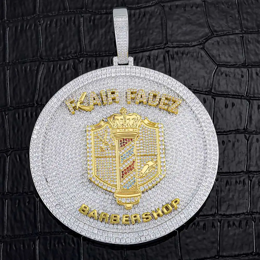 ESKEEM: Горячая распродажа! Модный подарок – персонализированный кулон с бриллиантами и цветной эмалью, большой круглый диск, в стиле хип-хоп.
ESKEEM: Горячая распродажа! Модный подарок – персонализированный кулон с бриллиантами и цветной эмалью, большой круглый диск, в стиле хип-хоп.