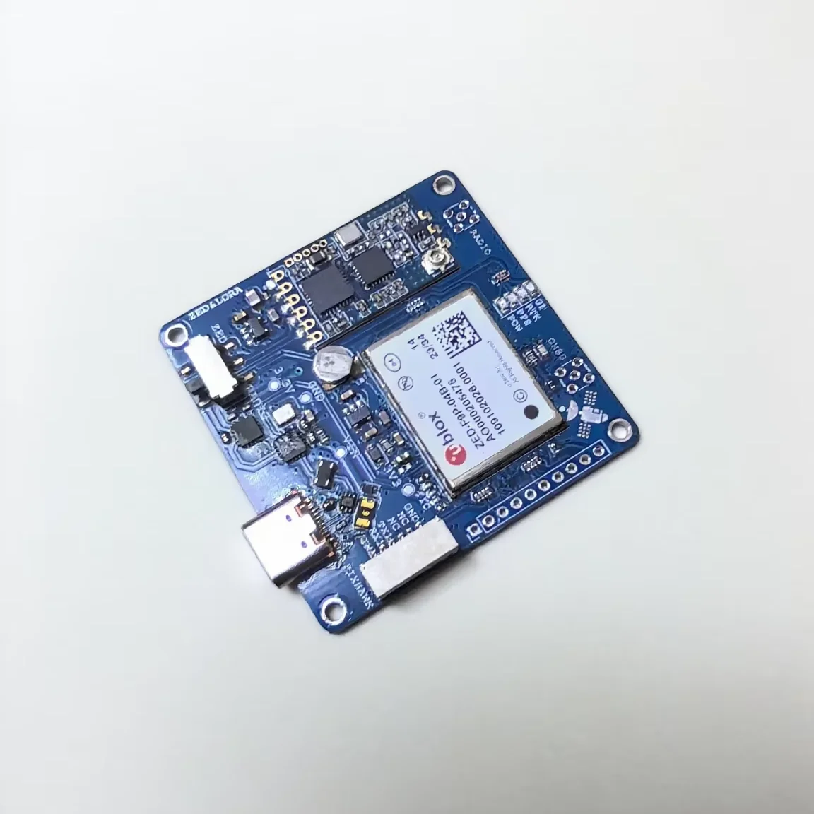 RTK Base Station Wireless Transmission Over Long Distances with Dual-mode Bluetooth Supp or ZED-F9P-04B or Radio
RTK Base Station Wireless Transmission Over Long Distances with Dual-mode Bluetooth Supp or ZED-F9P-04B or Radio