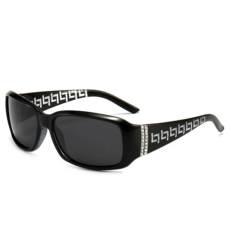 Summer Luxury Rhinestone Retro Sunglasses Men's Lens Brand Polarized Sun Glasses Women's Gift Pilot Casual Eyewear UV400 Gafas
Summer Luxury Rhinestone Retro Sunglasses Men's Lens Brand Polarized Sun Glasses Women's Gift Pilot Casual Eyewear UV400 Gafas