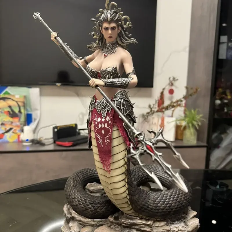 Spot TBLeague 1/6, фигурка женщины-змеи Medusa, Коллекционная модель, оригинальная коробка
Spot TBLeague 1/6, фигурка женщины-змеи Medusa, Коллекционная модель, оригинальная коробка