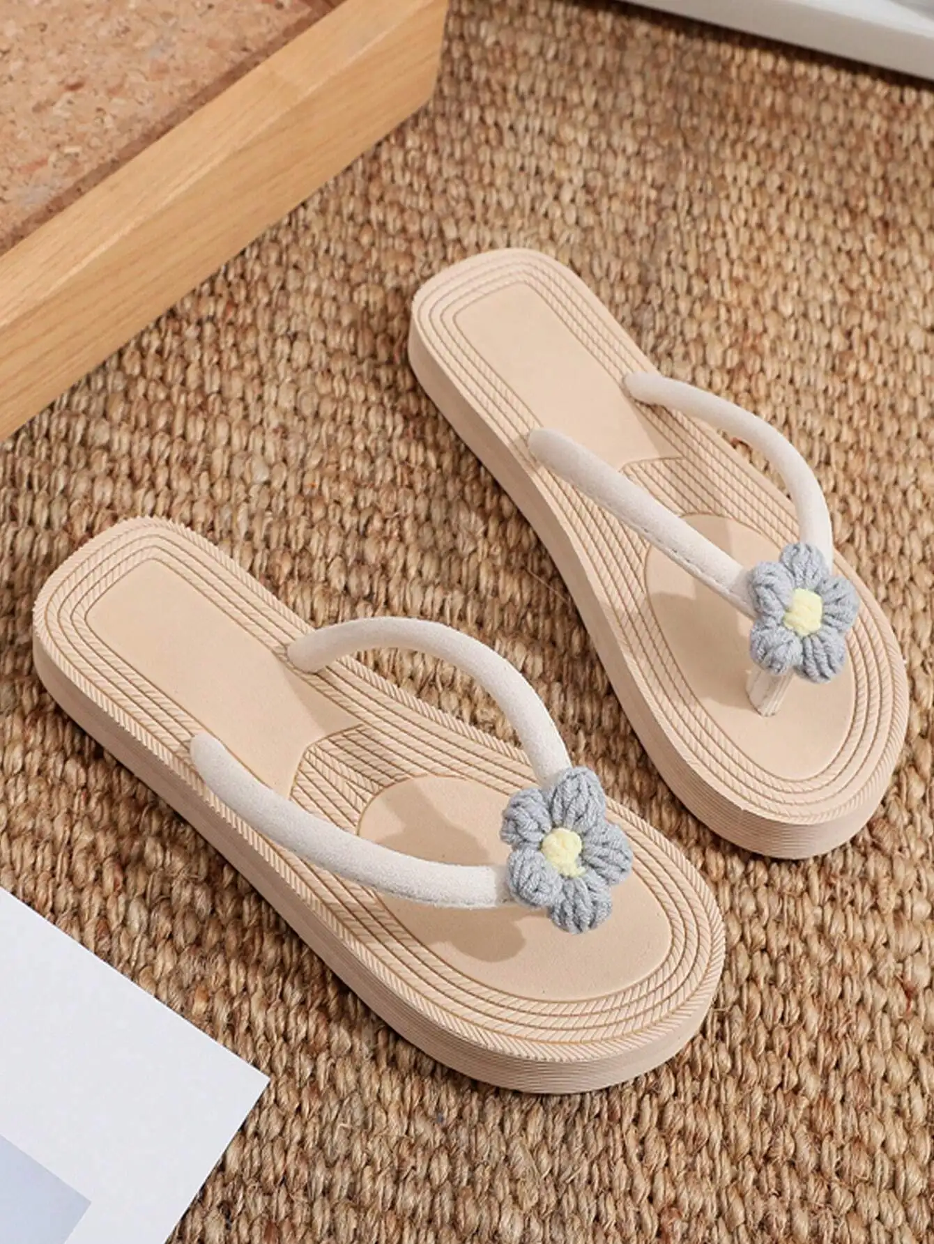 Women Flat Sandals Thong Flip Flops Cute Pink Open Toe Beach Shoes, Simple Style For Holiday & Beach
Women Flat Sandals Thong Flip Flops Cute Pink Open Toe Beach Shoes, Simple Style For Holiday & Beach