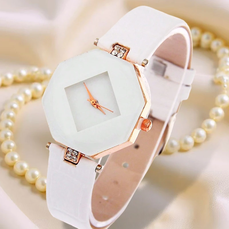 New Korean style minimalist luxury geometric design women's watch with angular diamond mirror fashion watch PU leather strap
New Korean style minimalist luxury geometric design women's watch with angular diamond mirror fashion watch PU leather strap