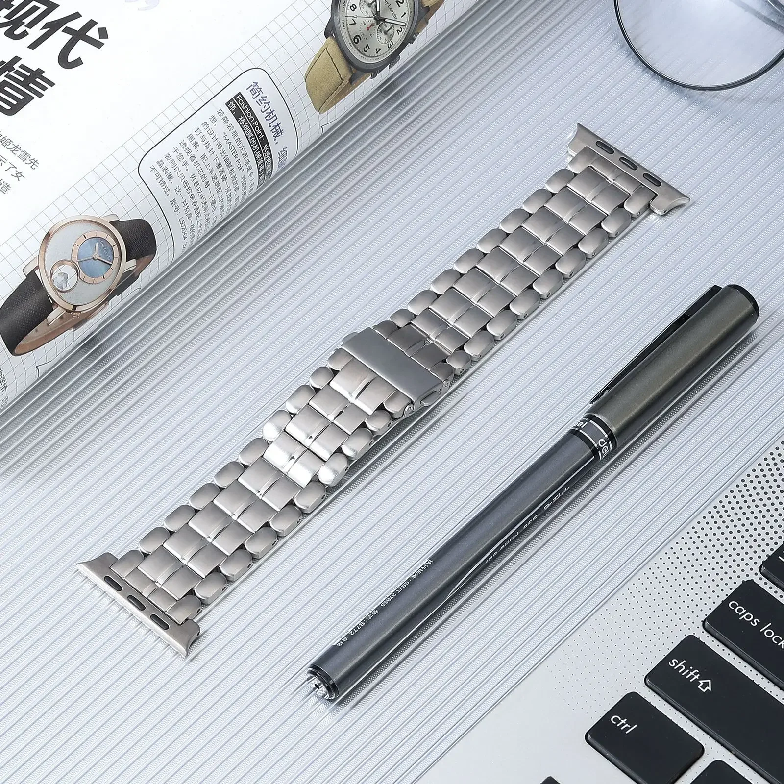 Luxury Titanium Strap For Apple Watch Ultra 2 49mm 41mm 45mm Metal Bracelet for IWatch Series 9 8 7 6 SE Business Band 40mm 44mm
Luxury Titanium Strap For Apple Watch Ultra 2 49mm 41mm 45mm Metal Bracelet for IWatch Series 9 8 7 6 SE Business Band 40mm 44mm