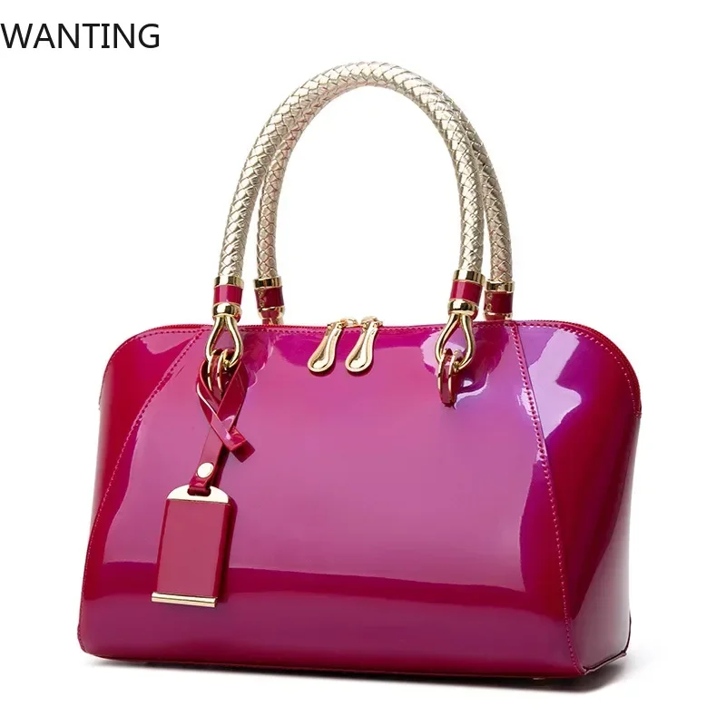 WANTING Роскошная дизайнерская сумка из блестящей кожи Boston Bag 2024, модные новые синие, красные, черные, бежевые, розовые сумки для женщин
WANTING Роскошная дизайнерская сумка из блестящей кожи Boston Bag 2024, модные новые синие, красные, черные, бежевые, розовые сумки для женщин