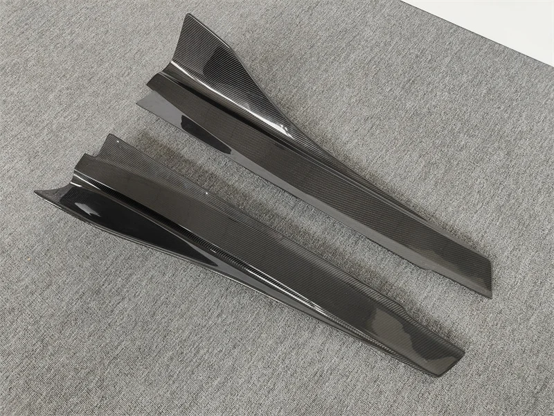 for Mclaren MP4-12C 650S Upgraded B-style True Carbon Fiber Side Skirts with a Pair of Body Kits
for Mclaren MP4-12C 650S Upgraded B-style True Carbon Fiber Side Skirts with a Pair of Body Kits