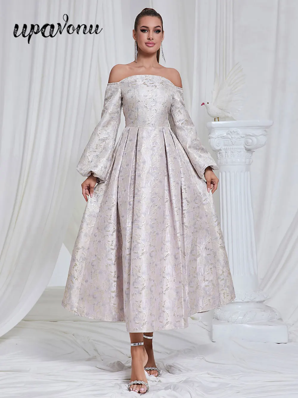 2024 Autumn Elegant Women A-line Puff Dress with One Collar Long Sleeve Loose pleated Long Dress Cocktail Evening Party Vestidos
2024 Autumn Elegant Women A-line Puff Dress with One Collar Long Sleeve Loose pleated Long Dress Cocktail Evening Party Vestidos