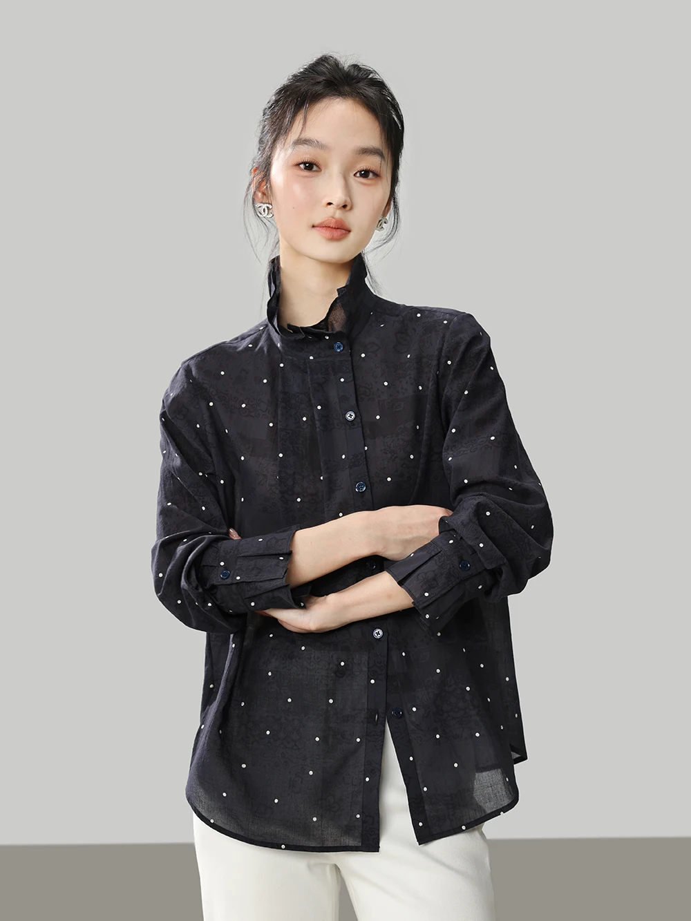 Elegant Commute 100% Cotton Polka Dot Patterned Shirt Fashion Pleated Design Women's Business Casual Straight Cut Top
Elegant Commute 100% Cotton Polka Dot Patterned Shirt Fashion Pleated Design Women's Business Casual Straight Cut Top