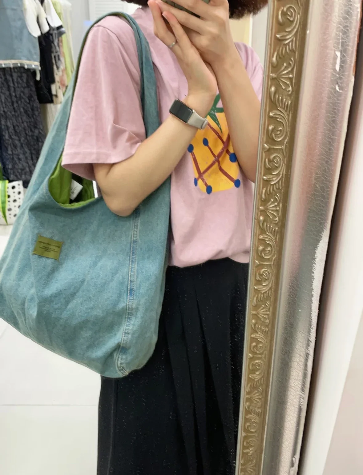 Denim Shoulder Women's Bag Large Capacity Casual Canvas Bags with Double-sided Back
Denim Shoulder Women's Bag Large Capacity Casual Canvas Bags with Double-sided Back
