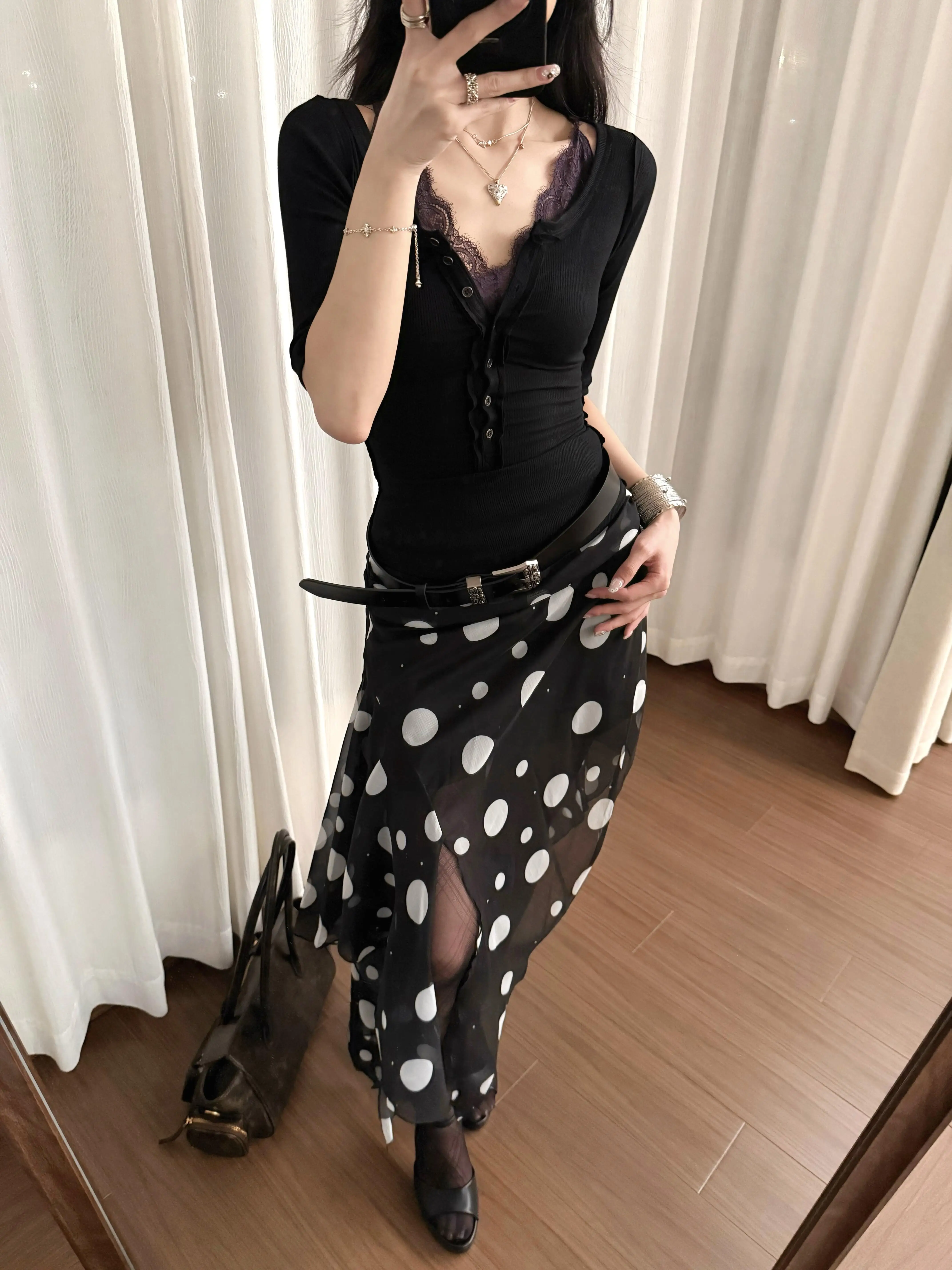 American Style Half-length Skirt with Print High-waist Slimming Black And White Polka Dot Split for Women Summer New Arrival
American Style Half-length Skirt with Print High-waist Slimming Black And White Polka Dot Split for Women Summer New Arrival