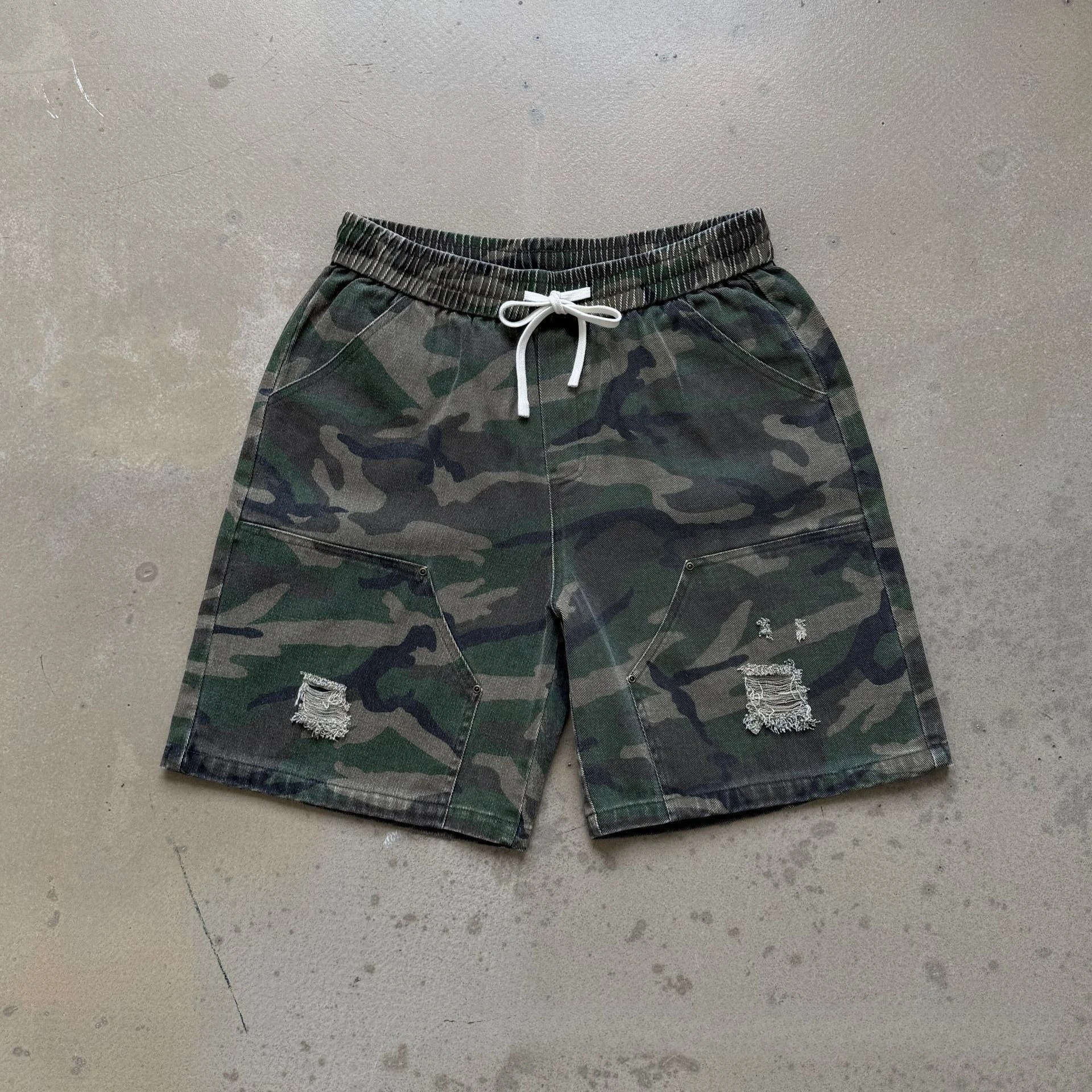 2026SS SAINT Heavyweight Vintage Washed Destroyed Camouflage Workwear Cargo Shorts Men's Clothing
2026SS SAINT Heavyweight Vintage Washed Destroyed Camouflage Workwear Cargo Shorts Men's Clothing
