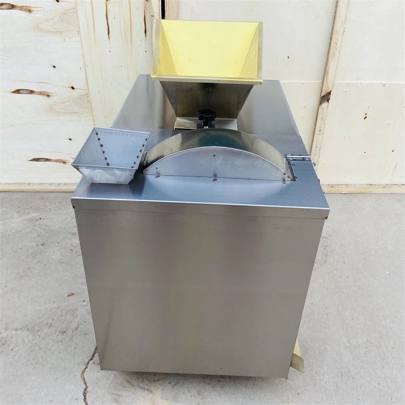 Промышленный электрический кухонный горизонтальный миксер для муки, тестомес, коммерческий спиральный миксер для теста
Промышленный электрический кухонный горизонтальный миксер для муки, тестомес, коммерческий спиральный миксер для теста