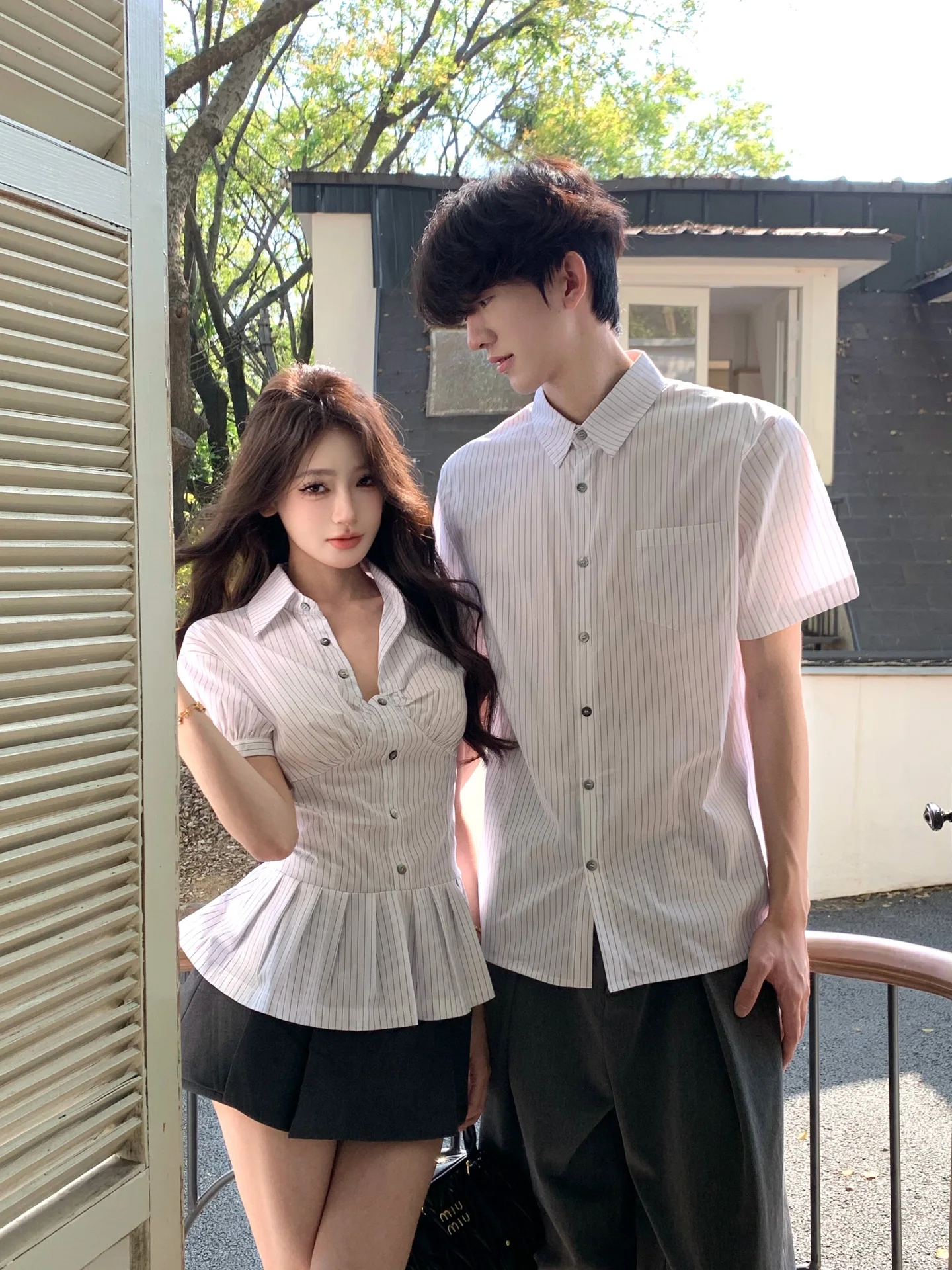 Couple's Striped Short Sleeve Shirt V-Neck Waist-Cinched Tie-Belted Slim Fit Summer Shirt Men's Women's Breathable Casual Shirt
Couple's Striped Short Sleeve Shirt V-Neck Waist-Cinched Tie-Belted Slim Fit Summer Shirt Men's Women's Breathable Casual Shirt