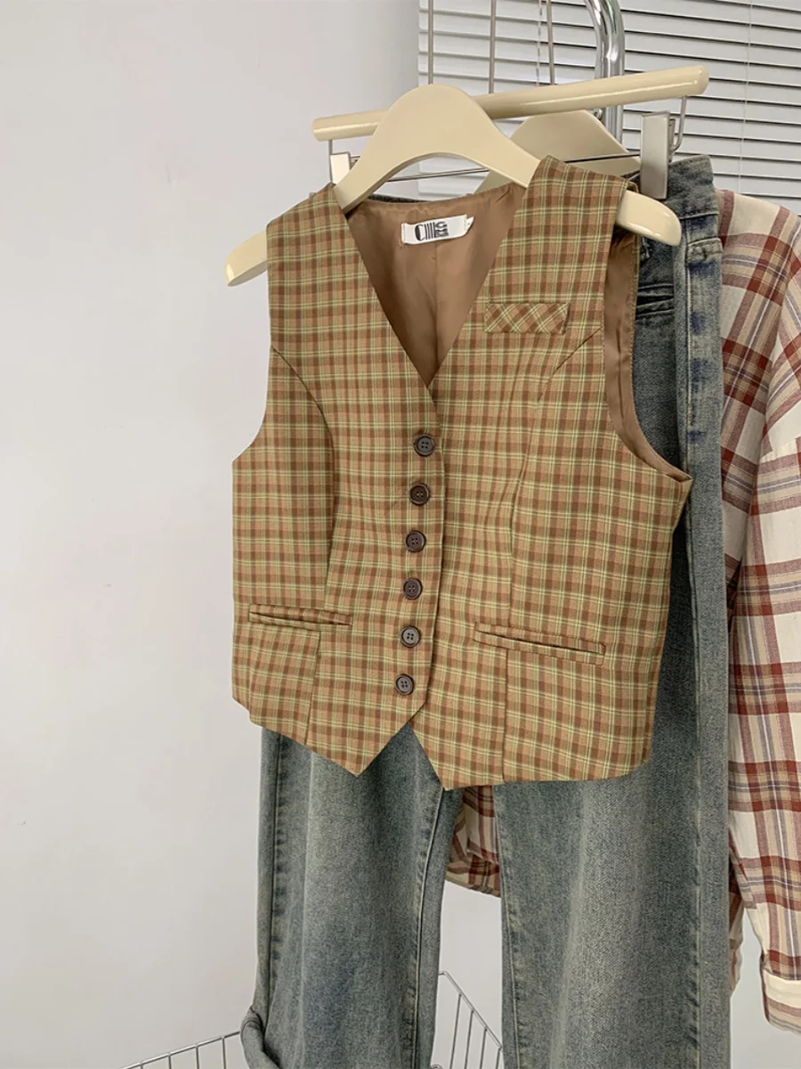 Retro Briti Sle Women's ort V-ne Plaid Vest Slimming Faionable Spring Summer New Arrival Morning Bell Evening Song
Retro Briti Sle Women's ort V-ne Plaid Vest Slimming Faionable Spring Summer New Arrival Morning Bell Evening Song