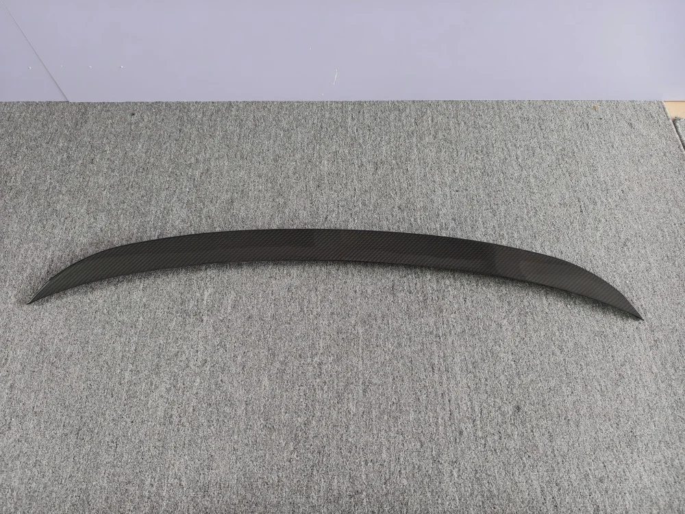 T-style Dry Carbon Fiber Rear Spoiler with Pressure Wings, Trunk Spoiler Suitable for Porsche 992 Carrera S
T-style Dry Carbon Fiber Rear Spoiler with Pressure Wings, Trunk Spoiler Suitable for Porsche 992 Carrera S