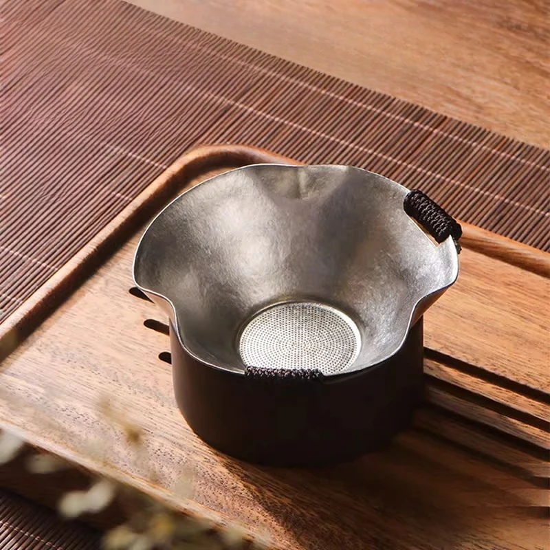 Tea Strainer Pure Titanium Lotus Leaf Integrated Filter High Grade Tea Accessory Match Fair Cup Residue Separate
Tea Strainer Pure Titanium Lotus Leaf Integrated Filter High Grade Tea Accessory Match Fair Cup Residue Separate