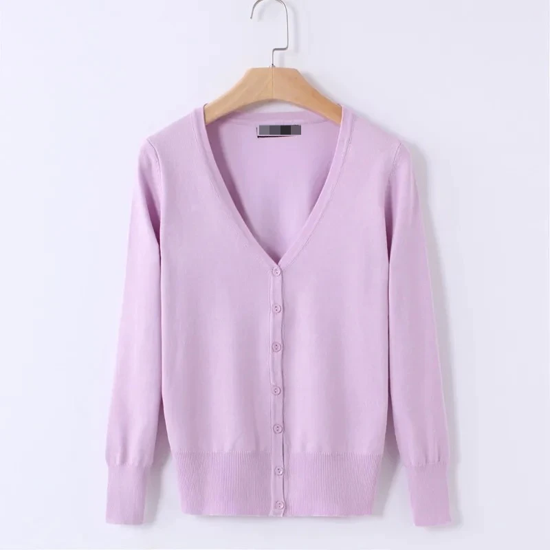 Solid Color Women's Knitted Cardigan Coat Autumn Winter 2025 Casual V-Neck Long Sleeve Sweater Female E9509
Solid Color Women's Knitted Cardigan Coat Autumn Winter 2025 Casual V-Neck Long Sleeve Sweater Female E9509