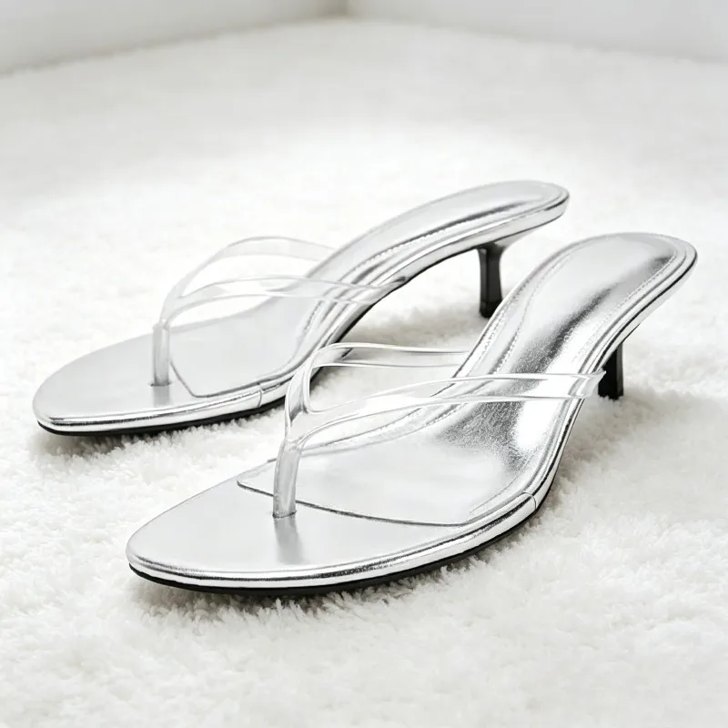 Fashion Metallic Effect Pvc Flip-Flops Women Sexy Round Clip Toed Kitten Heel Sandals Ladies Summer Comfort Beach Casual Shoes
Fashion Metallic Effect Pvc Flip-Flops Women Sexy Round Clip Toed Kitten Heel Sandals Ladies Summer Comfort Beach Casual Shoes