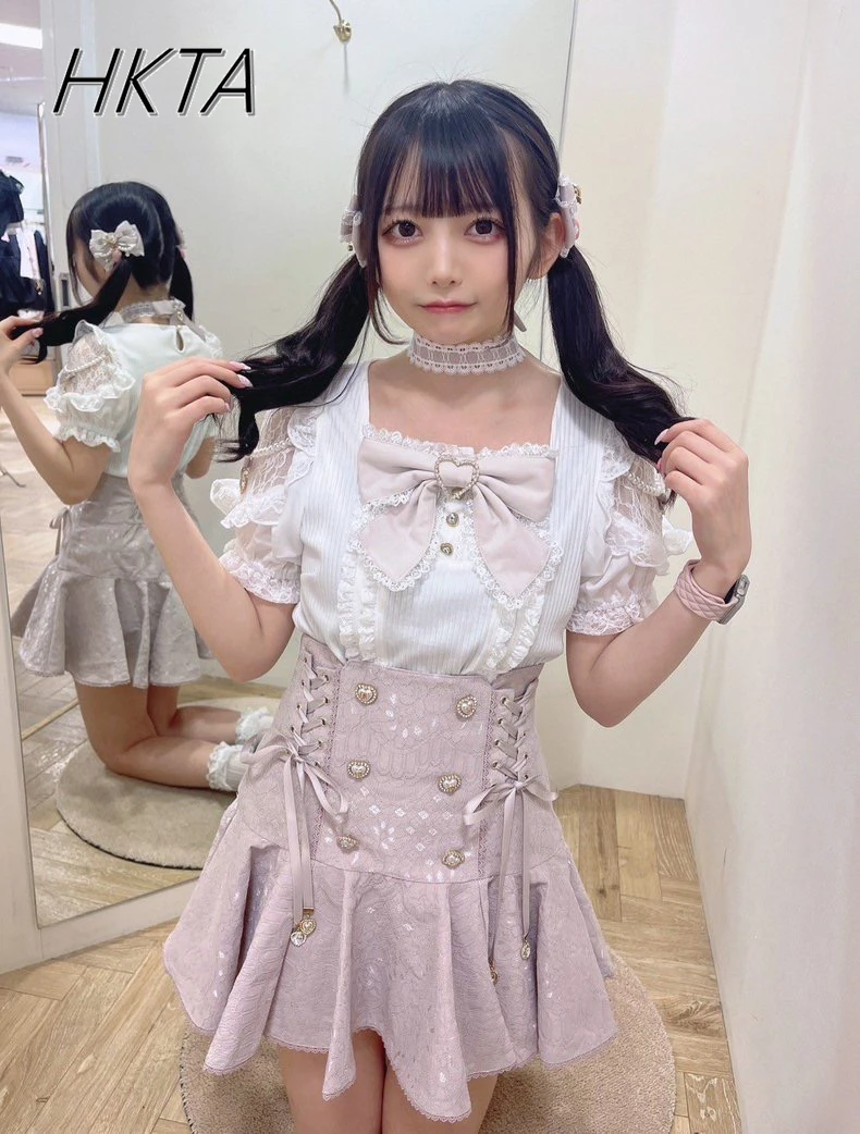 Japanese Mine Series Mass-produced Liz Top Women Sweet Cute Big Bow Neck Strap Tops Lolita Short-sleevd Tshirt Y2k Clothes
Japanese Mine Series Mass-produced Liz Top Women Sweet Cute Big Bow Neck Strap Tops Lolita Short-sleevd Tshirt Y2k Clothes