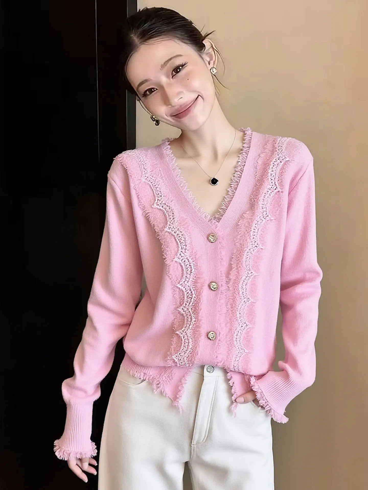 Korean Sle Long Sve V-Ne Knitted Lace Patchwork Faion Spring Top High-End Brand European Sle Commute Regular Fit
Korean Sle Long Sve V-Ne Knitted Lace Patchwork Faion Spring Top High-End Brand European Sle Commute Regular Fit