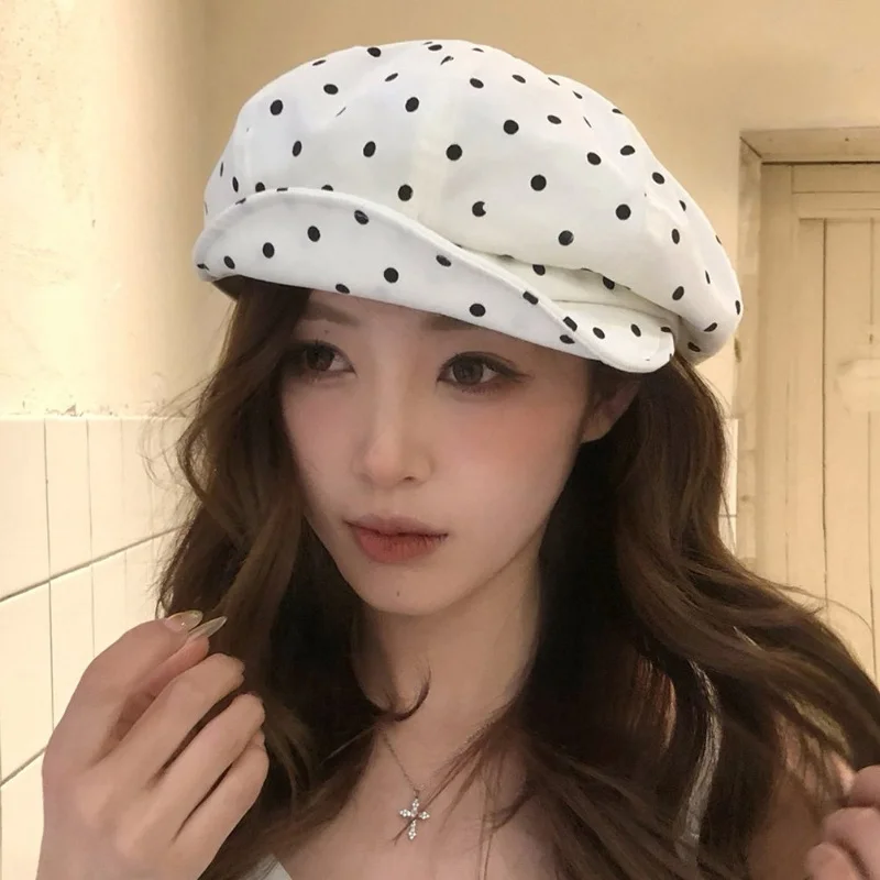 Retro Polka Dot Beret Breathable Sun Hat Octagonal Face Enhancing Small Versatile Artist Hat for Spring And Summer
Retro Polka Dot Beret Breathable Sun Hat Octagonal Face Enhancing Small Versatile Artist Hat for Spring And Summer