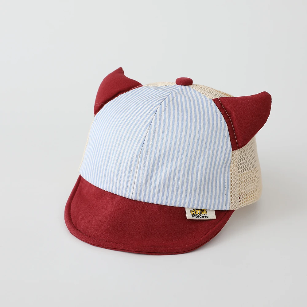 Children's Devil Horn Striped Mesh Baseball Cap - Simple and fashionable, suitable for outdoor sun protection and casual wear.
Children's Devil Horn Striped Mesh Baseball Cap - Simple and fashionable, suitable for outdoor sun protection and casual wear.