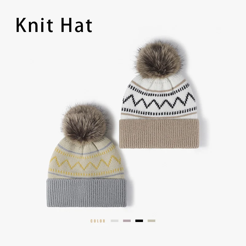 Новая зимняя шапка-бини в полоску с помпонами и очаровательным шариком из искусственного меха на флисовой подкладке, теплая вязаная шапка с черепом для женщин
Новая зимняя шапка-бини в полоску с помпонами и очаровательным шариком из искусственного меха на флисовой подкладке, теплая вязаная шапка с черепом для женщин