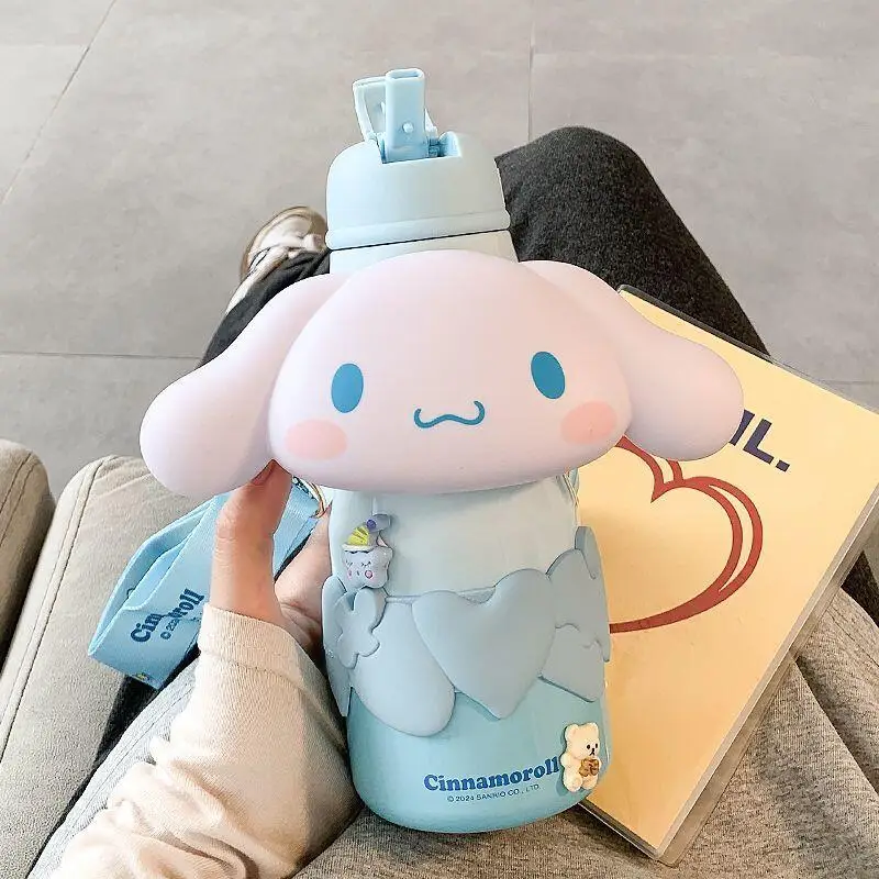650Ml Sanrio Kuromi Thermos Cup 316 Straw Water Cup Cartoon Hello Kitty Cinnamoroll Girls Cute Kettle Portable Children School
650Ml Sanrio Kuromi Thermos Cup 316 Straw Water Cup Cartoon Hello Kitty Cinnamoroll Girls Cute Kettle Portable Children School