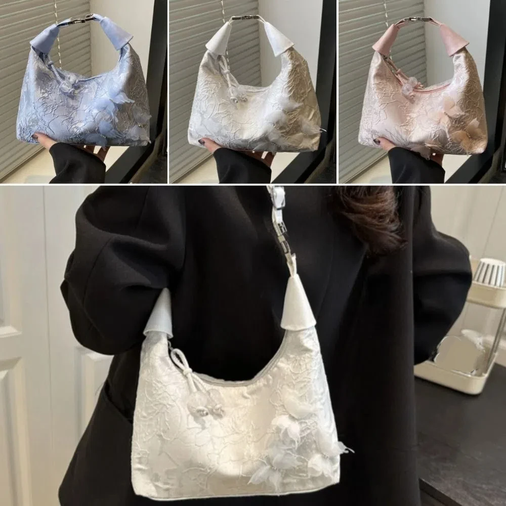 Fine Embroidery Embroidery Handbag Nylon Texture Pearl Pendant Shoulder Bag Adjustable Straps Tote Handbag Daily Use 
Fine Embroidery Embroidery Handbag Nylon Texture Pearl Pendant Shoulder Bag Adjustable Straps Tote Handbag Daily Use
