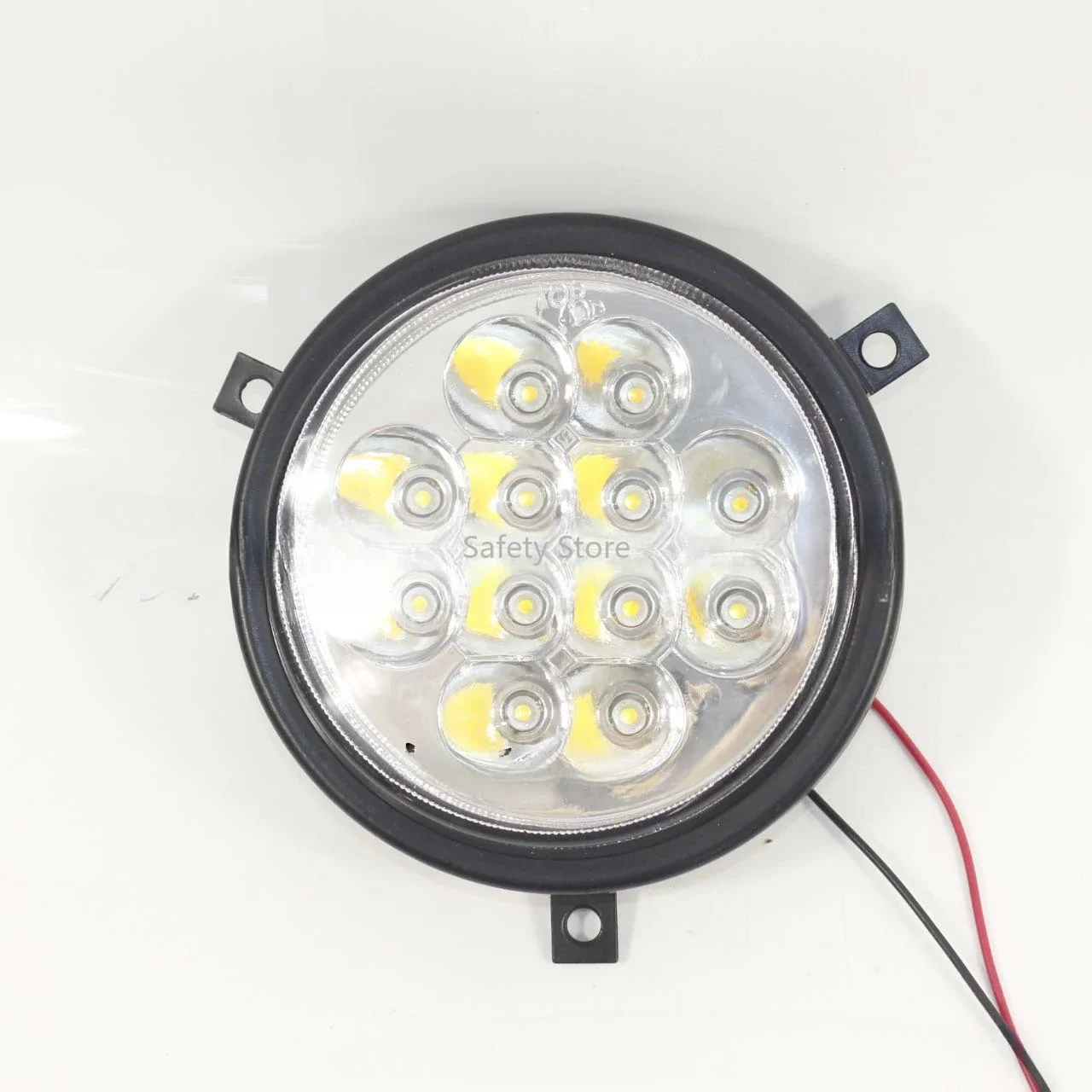 1PC Suitable for tractor headlights 12V-48V LED lights, 6 "universal work lights, fog lights
1PC Suitable for tractor headlights 12V-48V LED lights, 6 "universal work lights, fog lights