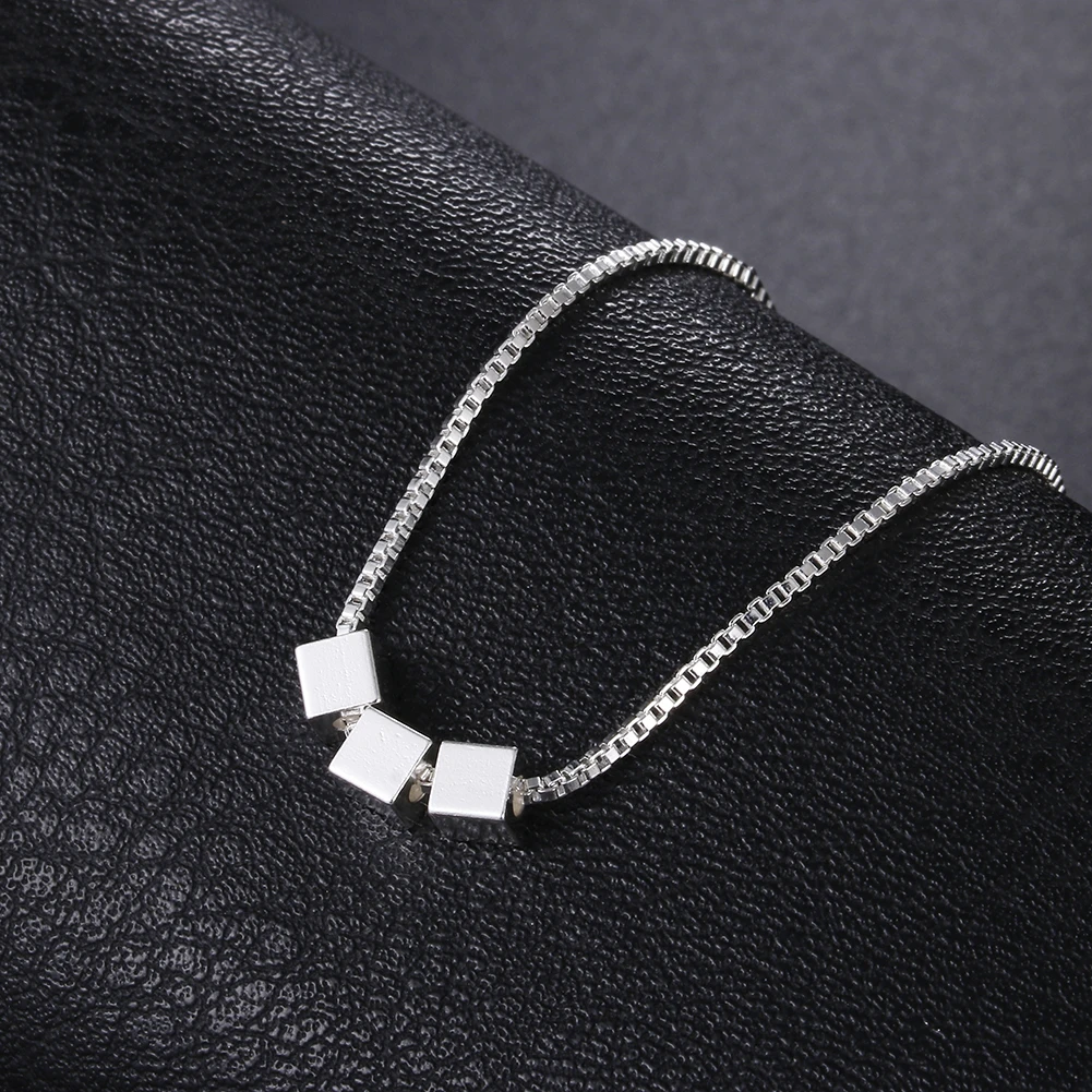 925 sterling Silver Necklace Box chain Simple Square cube triangle Pendant For Women fashion party wedding accessories Jewelry
925 sterling Silver Necklace Box chain Simple Square cube triangle Pendant For Women fashion party wedding accessories Jewelry