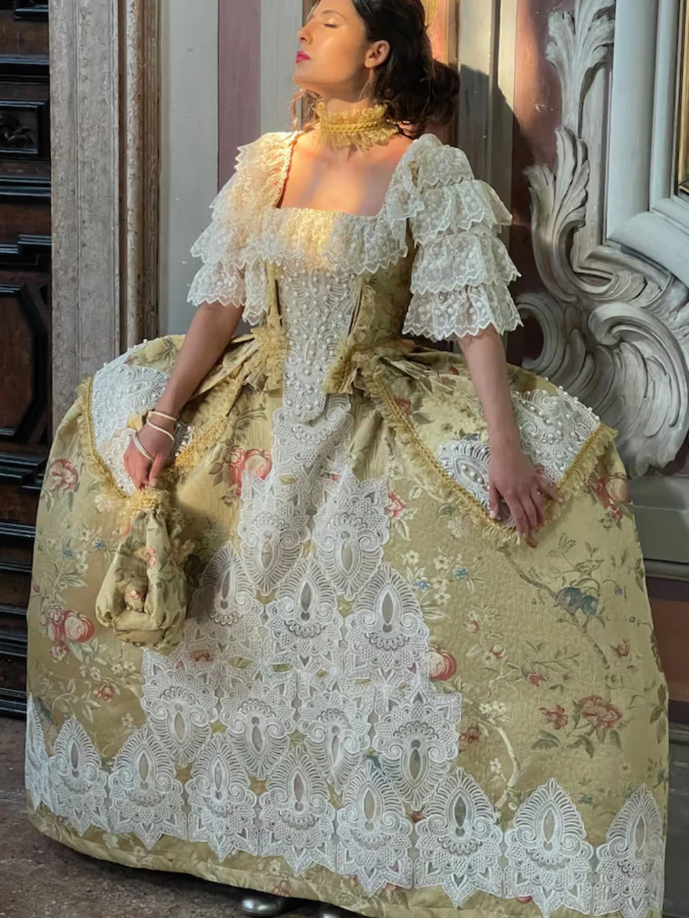1700s Rococo Baroque Floral Lace Princess Dress Victorian Court Queen Charlotte Marie Antoinette Costume Duchess Ball Gown
1700s Rococo Baroque Floral Lace Princess Dress Victorian Court Queen Charlotte Marie Antoinette Costume Duchess Ball Gown