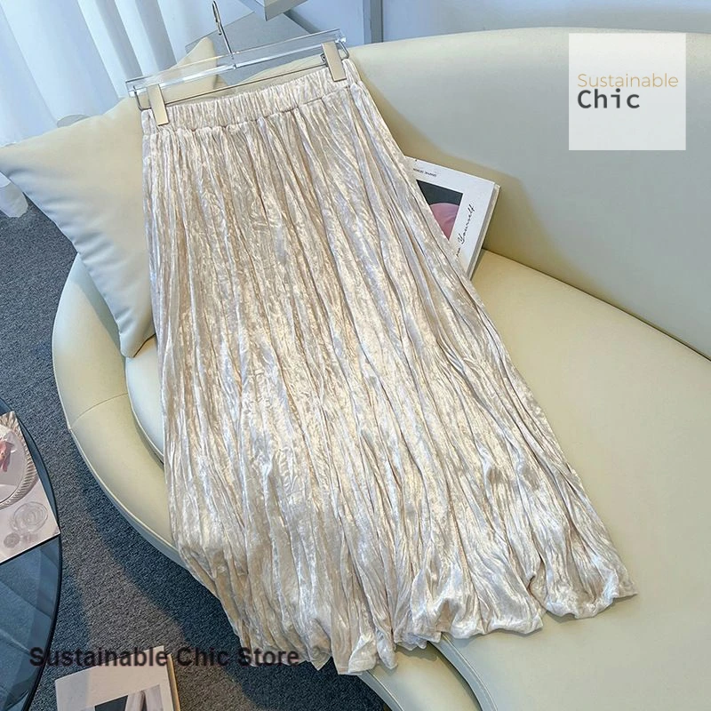 Korean style fashion temperament skirt women's autumn and winter new retro high waist slim velvet casual Joker pleated skirt.
Korean style fashion temperament skirt women's autumn and winter new retro high waist slim velvet casual Joker pleated skirt.