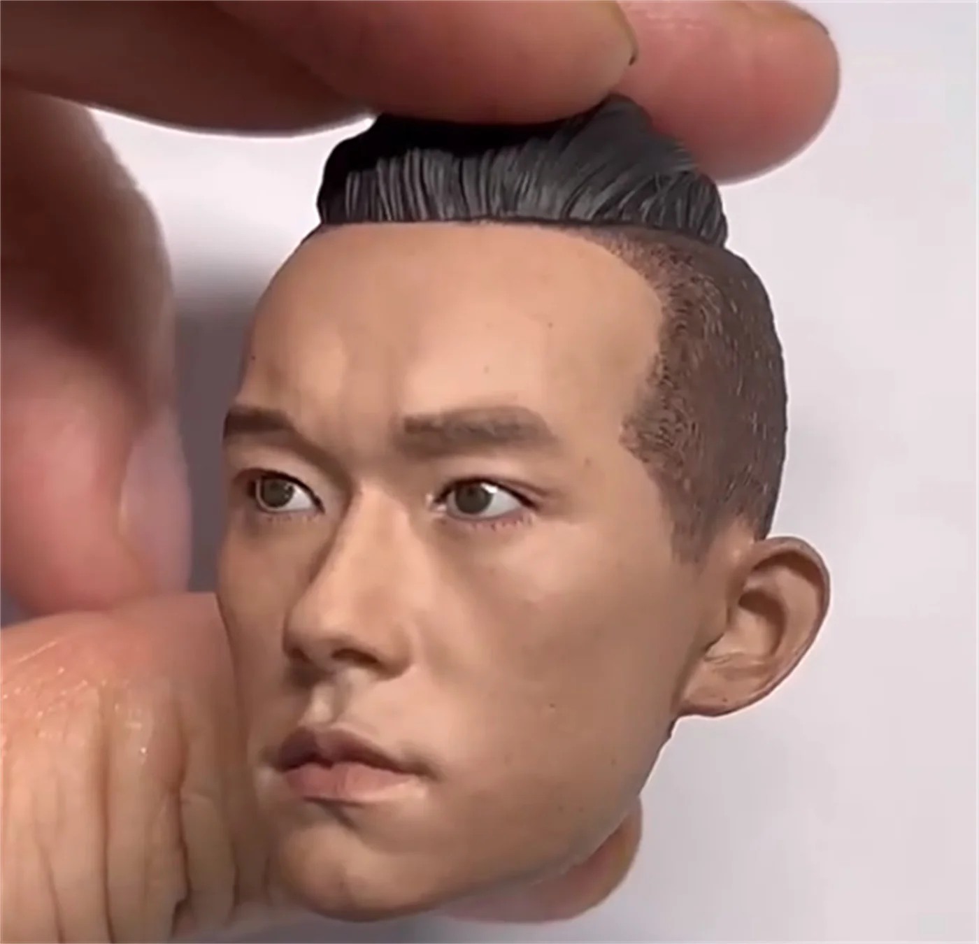 Jackson Yee масштаб 1/6, 1/6, мужская голова, скульптура с косами, кукла, игрушки, модель для 12-дюймовых экшн-фигурок, куклы
Jackson Yee масштаб 1/6, 1/6, мужская голова, скульптура с косами, кукла, игрушки, модель для 12-дюймовых экшн-фигурок, куклы